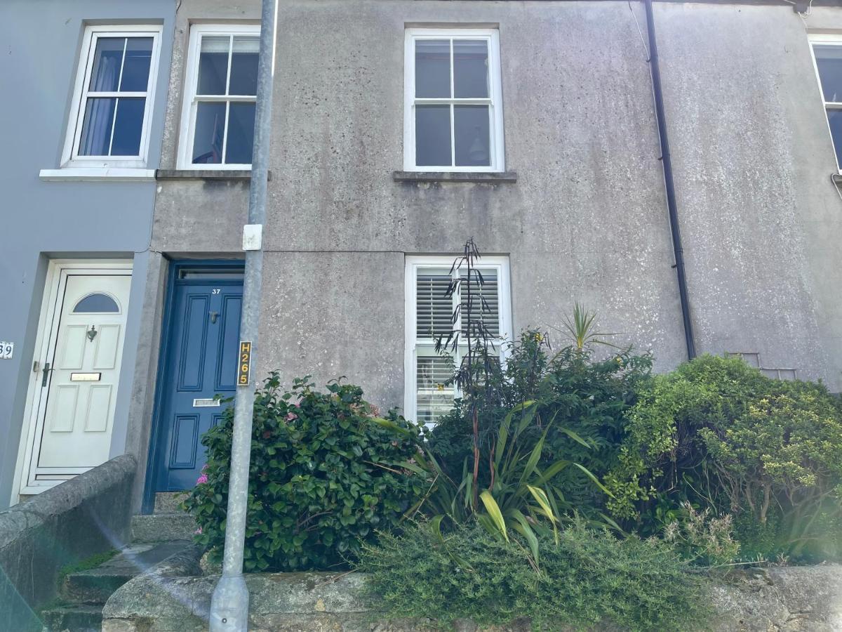 37 Trenwith Place, Charming Family Home & Garden! St Ives 외부 사진