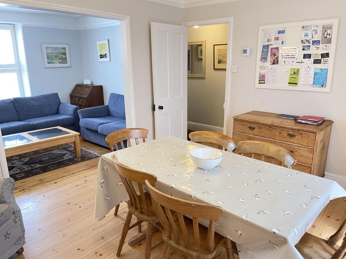 37 Trenwith Place, Charming Family Home & Garden! St Ives 외부 사진
