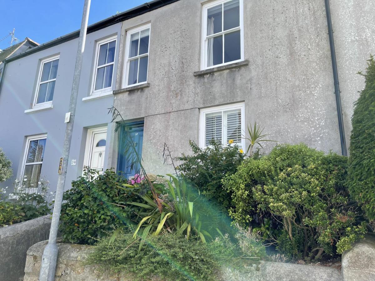 37 Trenwith Place, Charming Family Home & Garden! St Ives 외부 사진