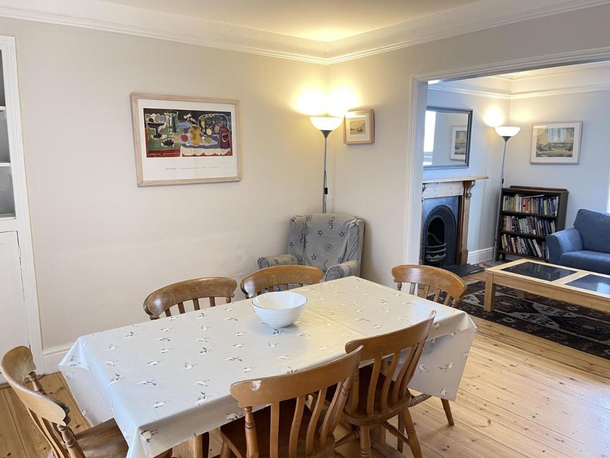 37 Trenwith Place, Charming Family Home & Garden! St Ives 외부 사진