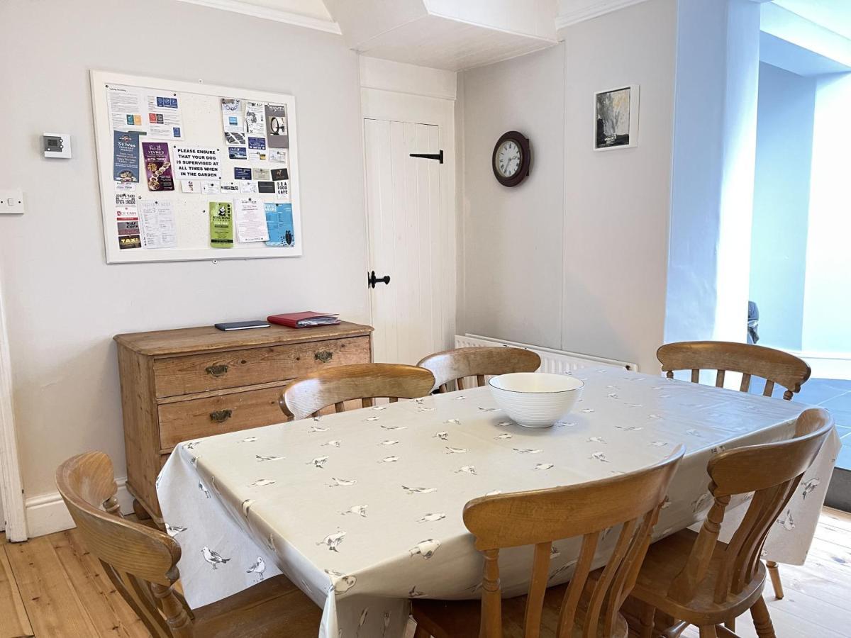 37 Trenwith Place, Charming Family Home & Garden! St Ives 외부 사진