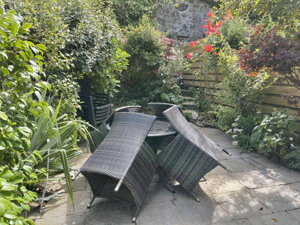 37 Trenwith Place, Charming Family Home & Garden! St Ives 외부 사진